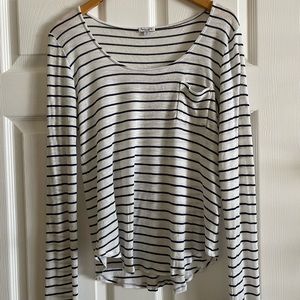 Splendid long-sleeve Top with Pocket